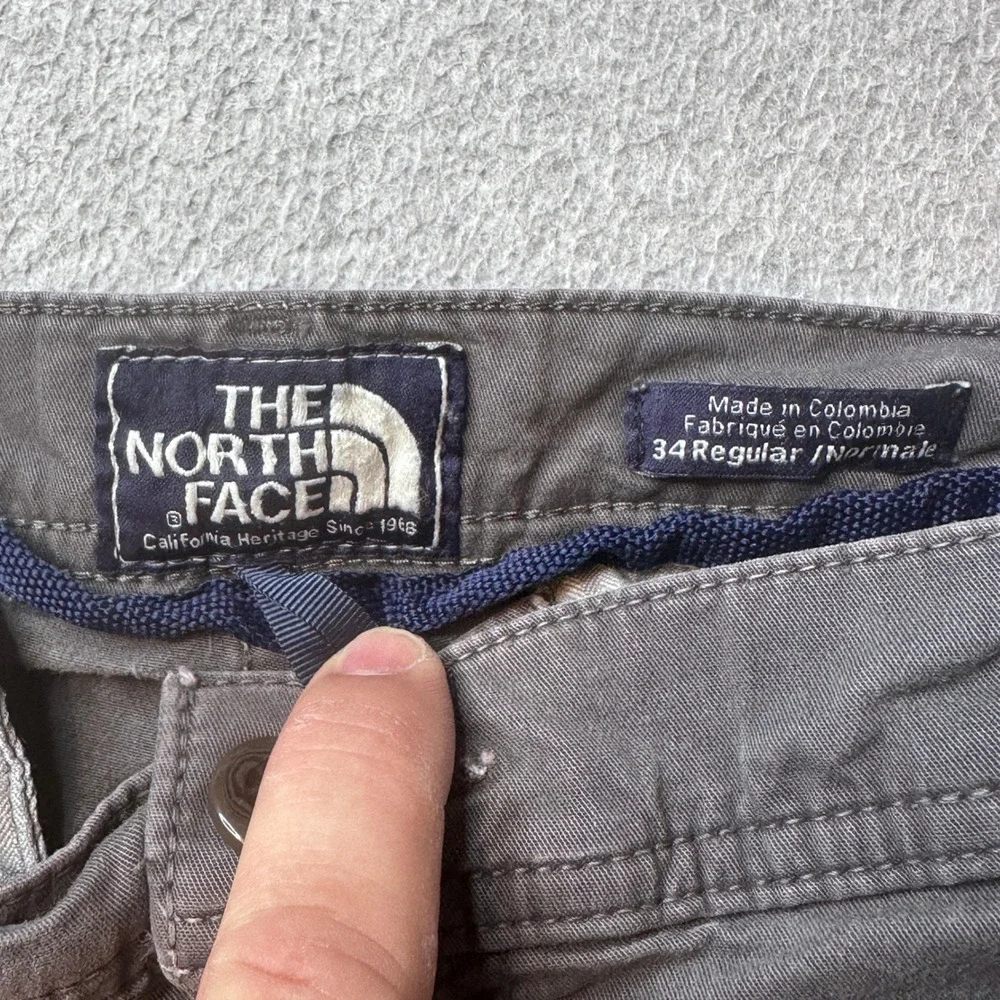 The North Face Pants Mens 34x30 Gray Chino Straight Leg Cotton Stretch Casual